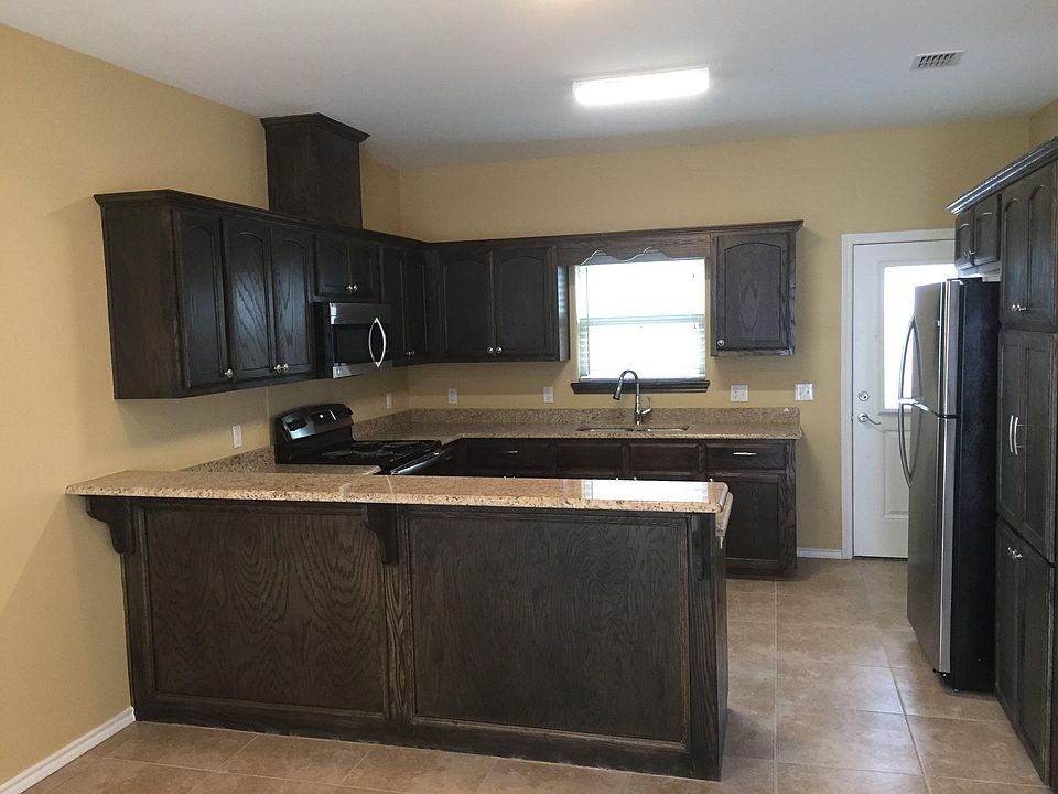 1st image of 405 Downing Ave
