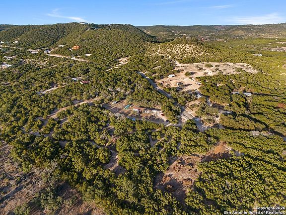 5th image of 277 W Bear Springs