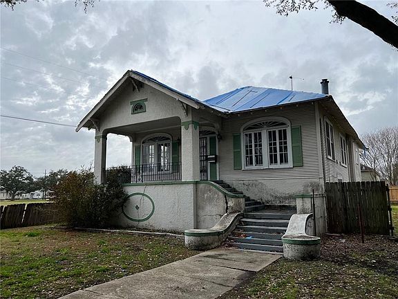 2nd image of 936 Huey P Long Ave
