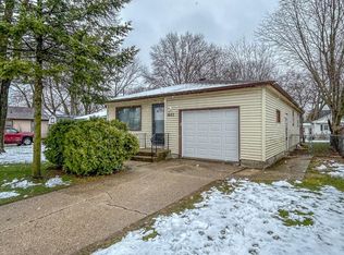 1603 Lowell St, Janesville, WI 53545