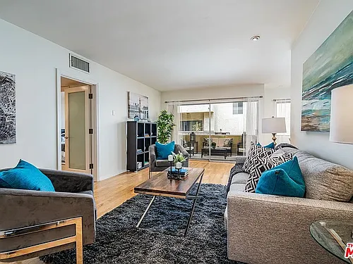 1410 S Bentley Ave #104 Photo 1