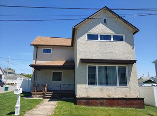 201 Alicia St, Old Forge, PA 18518