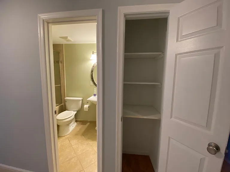 6323 Millwood Ct — Photo 40