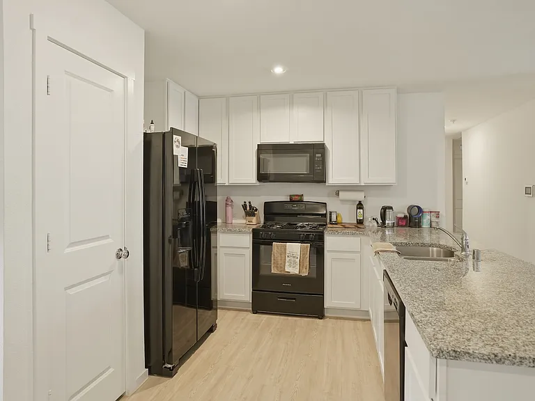 4032 Criollo Ct — Photo 19