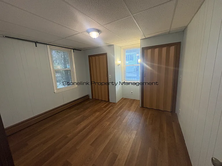 124 Leo Ave — Photo 15