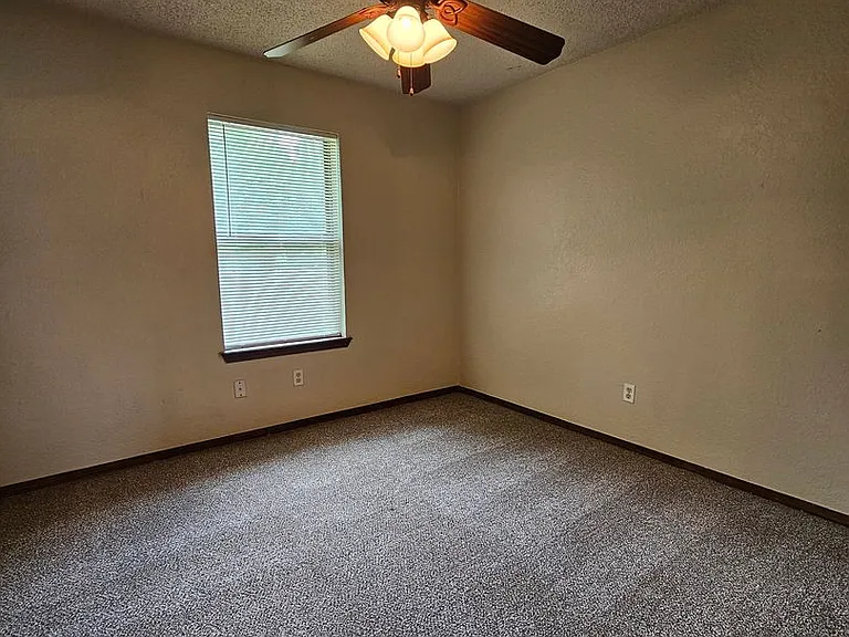 3413 Pathway Cir — Photo 9