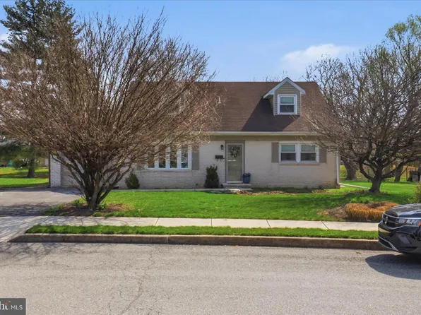 213 Skylark Rd, Lititz, PA 17543