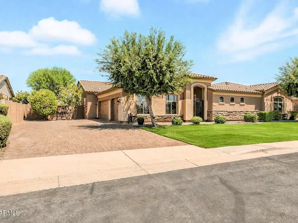 633 S PARKCREST Street, Gilbert, AZ 85296