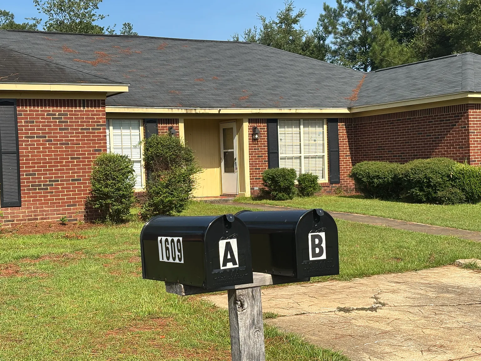 3 bed, 1395 sqft, $1,200 — Photo 4