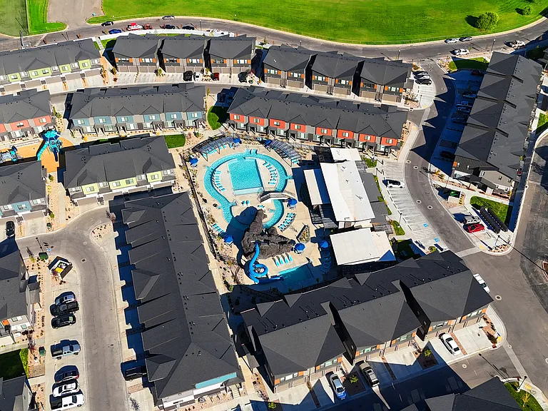 H2O Townhomes — Photo 32