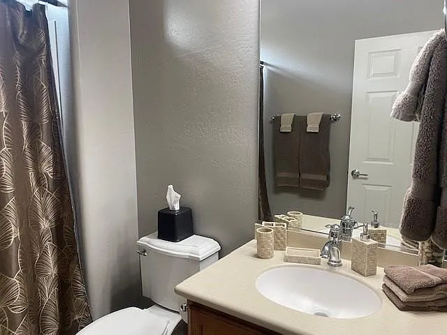 3 bed, 1612 sqft, $2,400 — Photo 4