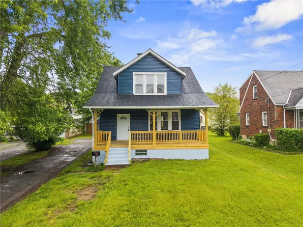 1815 Ohio Ave, White Oak, PA 15131