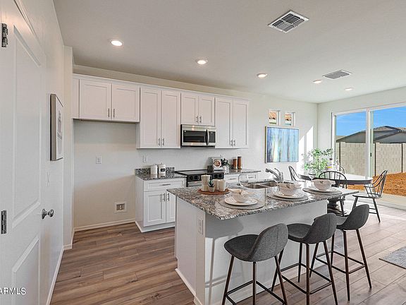 4th image of 18063 W CIELO GRANDE Avenue