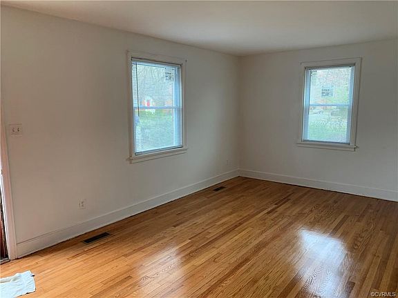 5th image of 1605 Presson Blvd