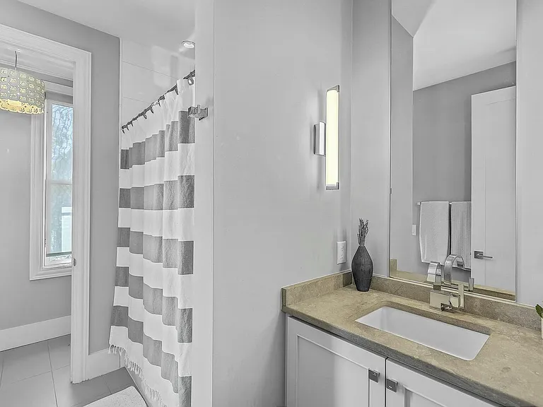 Bathroom ensuite
