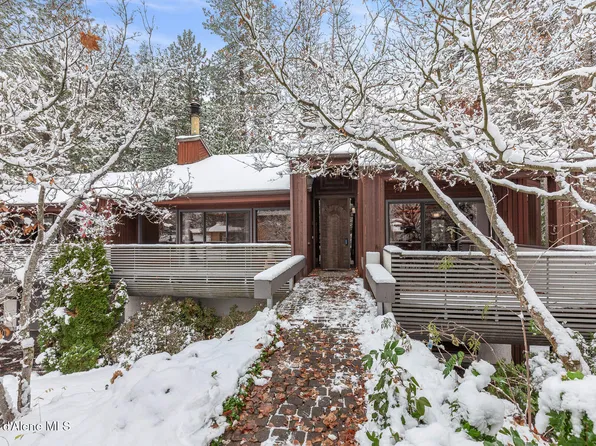 21160 N Circle Rd, Rathdrum, ID 83858