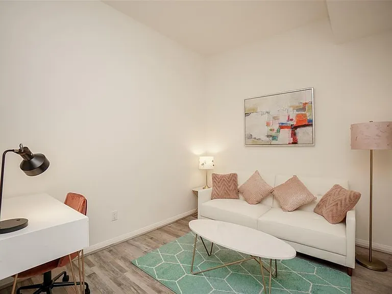 1207 Grand West Blvd #1H — Photo 6