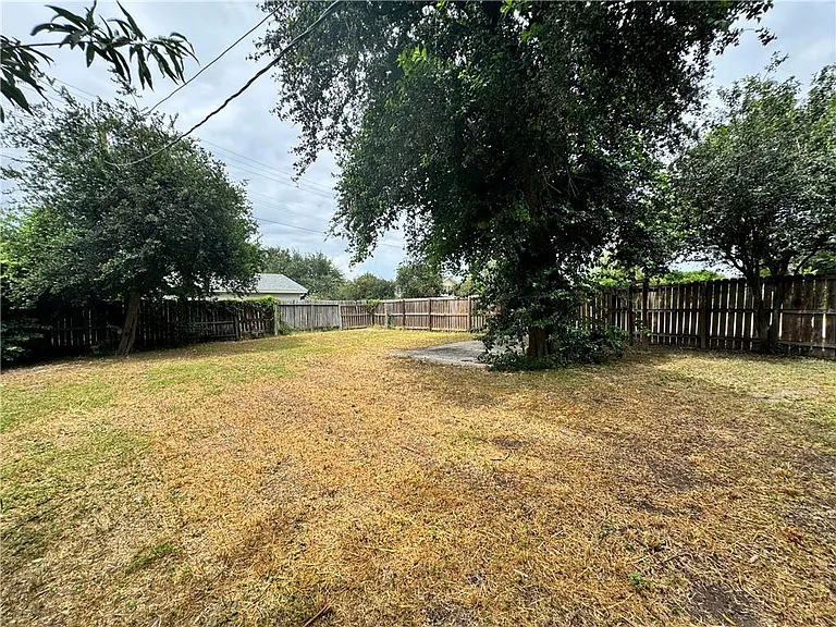 500 W Merriman St — Photo 23