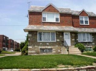 7608 Large St, Philadelphia, PA 19152