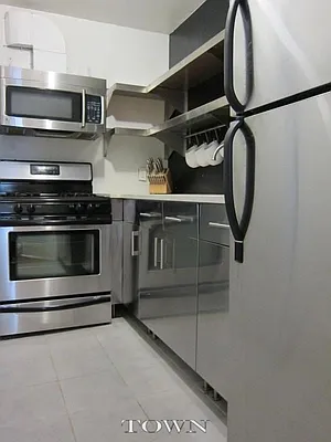 Rented by Town Residential | media 8