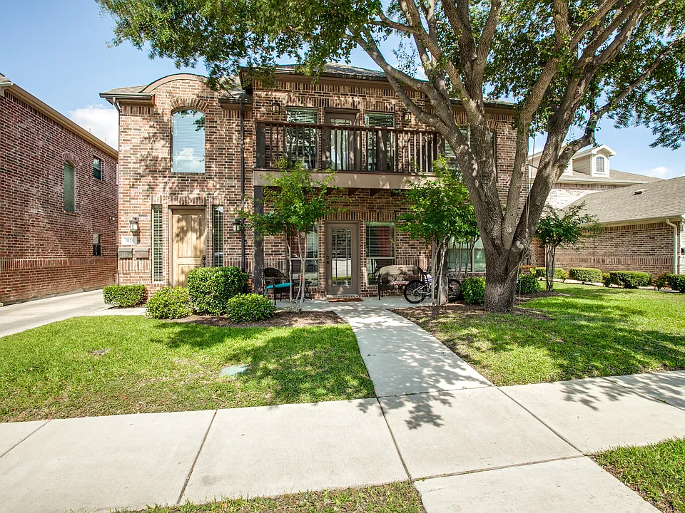 3125 Waits Ave #103