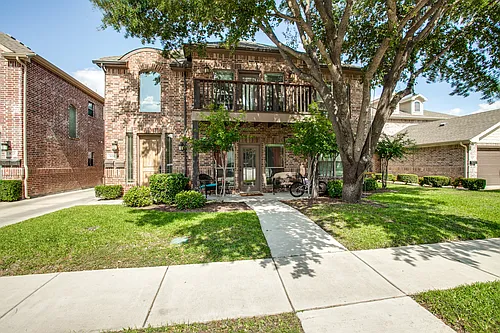 3125 Waits Ave Photo 1
