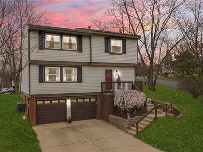 133 Summit Ridge Dr, Bridgeville, PA, 15017