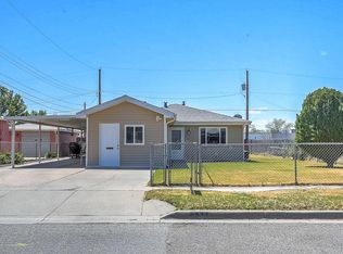 115 Rosedale Cir, Belen, NM 87002