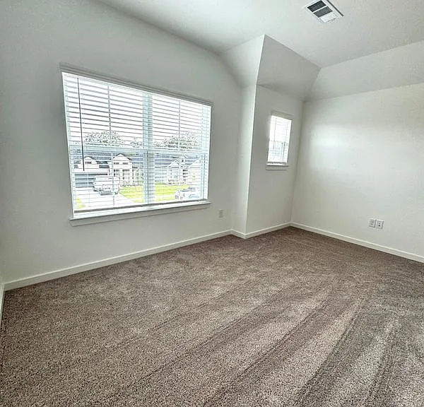 18106 Zemira Ln — Photo 12