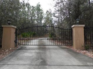 5904 W Grover Cleveland Blvd, Homosassa, FL 34446