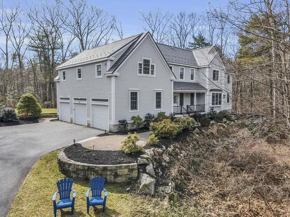 108-108A Newtown Rd, Acton, MA 01720