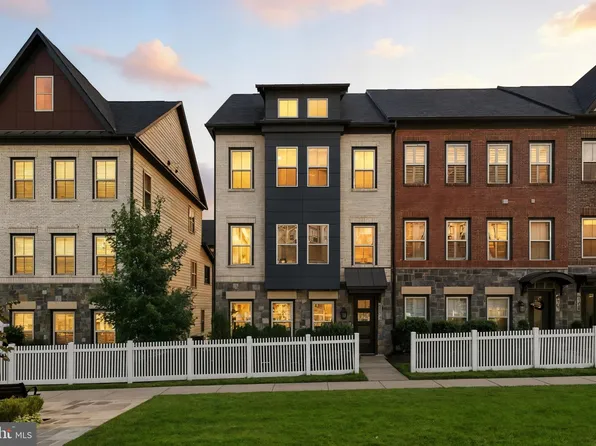 6105 Olivet Dr, Alexandria, VA 22315