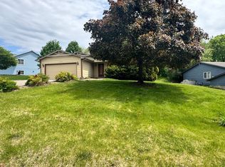 10294 Upper 178th St W, Lakeville, MN 55044