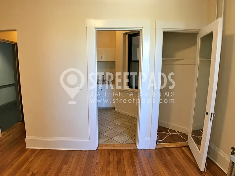 504 Beacon St #44 — Photo 6
