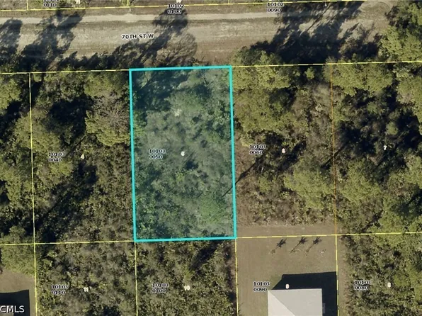 3105 70th St W, Lehigh Acres, FL 33971