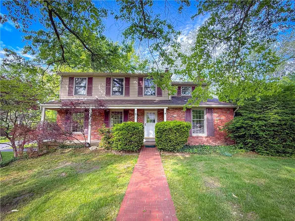 3 Eton Rd, Pittsburgh, PA 15241