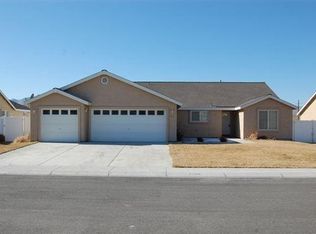 1346 White Bluffs Cir, Fernley, NV