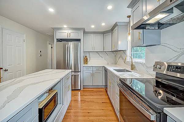 2nd image of 1 Laurel Ct