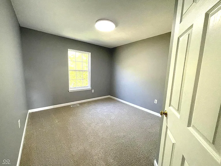 2636 Mae Cir — Photo 5