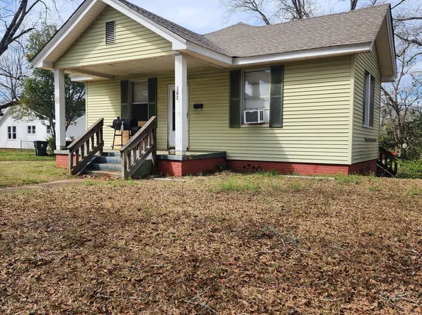 102 Deluxe Cir, Thomaston, GA 30286