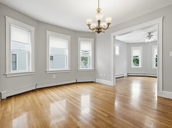 71 Manthorne Rd #1, Boston, MA 02132