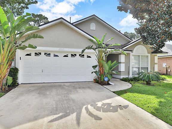 2nd image of 3707 Sea Hawk St E