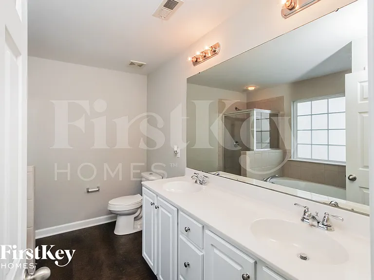 4204 High Shoals Dr — Photo 8