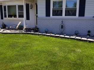 87 Castleton Dr, Toms River, NJ