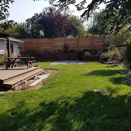4th image of 18 Melinda Ln