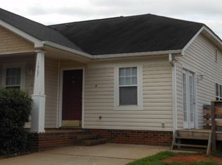 1907 Bromwich Rd, Charlotte, NC 28208