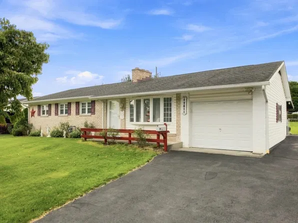 17811 Burnside Ave, Hagerstown, MD 21740