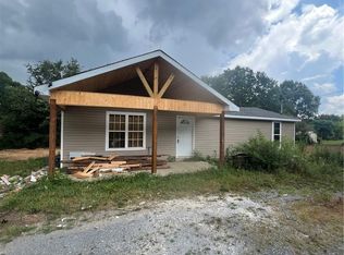 332 Old Calhoun Rd SW, Plainville, GA 30733