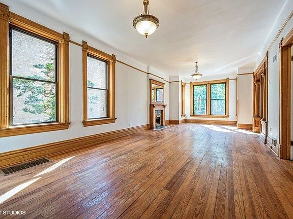 5th image of 1265 N Wolcott Ave #1F