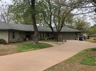 704 W Hillcrest Ave, Stillwater, OK 74075
